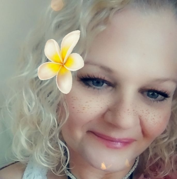 suzannehoust820